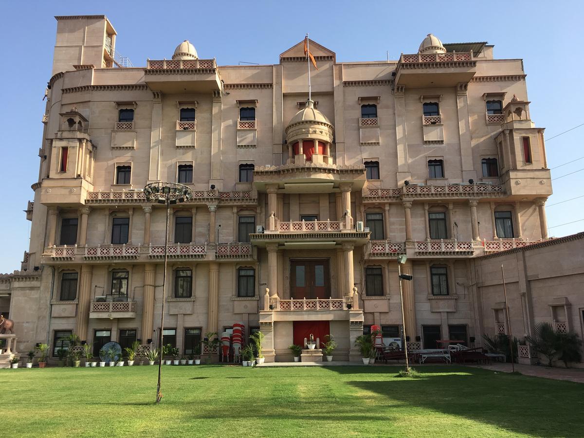 Kailash Presidency Hotel Bhopal Eksteriør billede