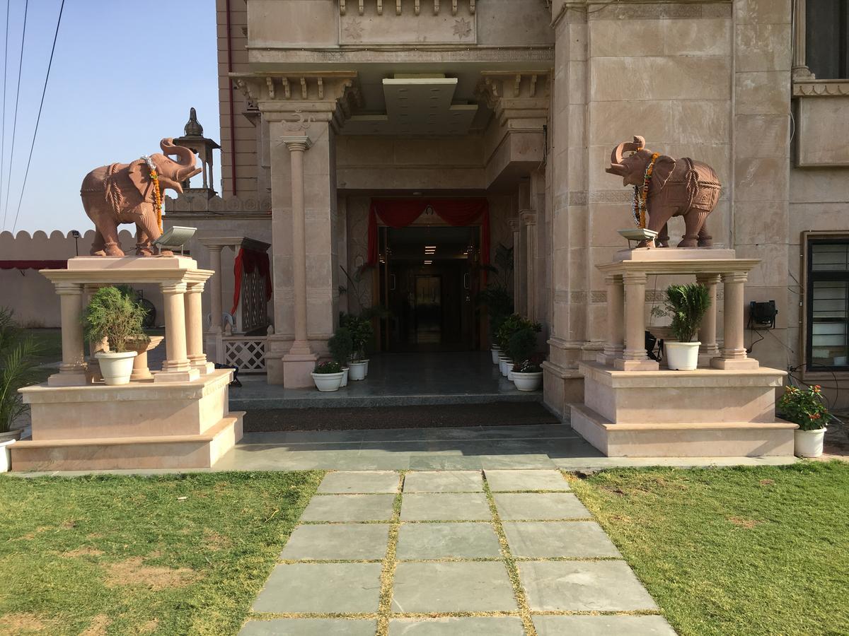 Kailash Presidency Hotel Bhopal Eksteriør billede