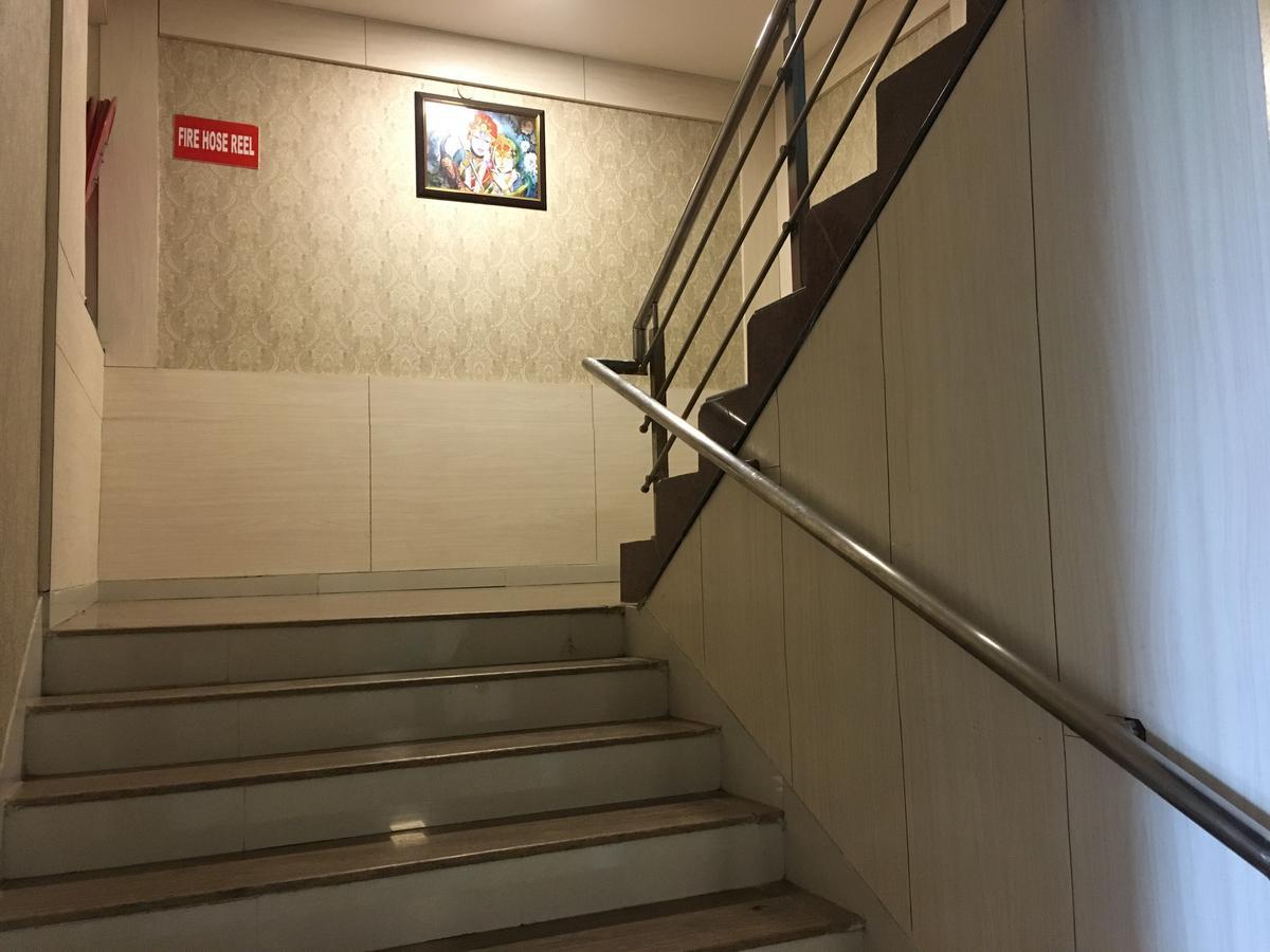 Kailash Presidency Hotel Bhopal Eksteriør billede